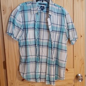Men's short sleeve button down